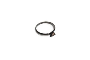 Prsten Apis Nox Triangle Ring Prsten Apis Nox Triangle Ring