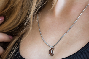 Náhrdelník Lini Necklace Halfmoon Náhrdelník Lini Necklace Halfmoon