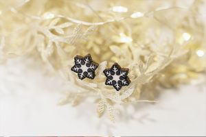 Dřevěné náušnice Brunn Snowflake Earrings Dřevěné náušnice Brunn Snowflake Earrings