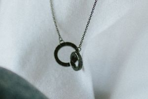 este - Crina Black este - Crina Black