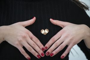 Dřevěná brož Gemini Brooch Dřevěná brož Gemini Brooch