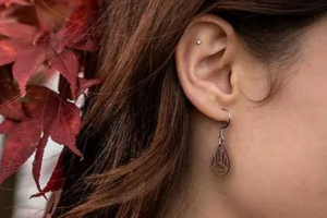 Dřevěné náušnice Drop Earrings Dřevěné náušnice Drop Earrings