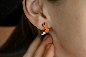 Dřevěné náušnice Princ a liška Dřevěné náušnice Princ a liška