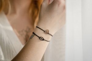 Provázkový náramek Lindenleaf Wooden Bracelet Provázkový náramek Lindenleaf Wooden Bracelet