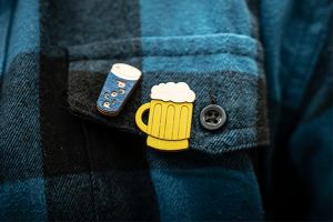 Dřevěná brož Beer Brooch Dřevěná brož Beer Brooch