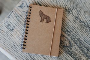 Zápisník s vlkem Walking Wolf A6 linkovaný Zápisník s vlkem Walking Wolf A6 linkovaný