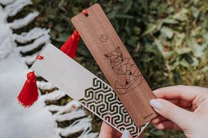 Dřevěná záložka do knihy s motivem lišky Fox Bookmark Dřevěná záložka do knihy s motivem lišky Fox Bookmark