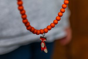 Korálky s přívěskem Liška Eliška Korálky s přívěskem Liška Eliška