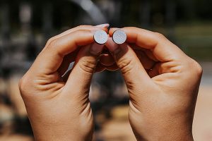 Dřevěné náušnice Golfový míček Dřevěné náušnice Golfový míček
