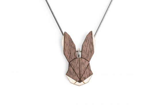 Dřevěný přívěsek Hare Pendant Dřevěný přívěsek Hare Pendant