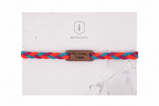 Pletený provázkový náramek Tropical s dřevěným detailem Pletený provázkový náramek Tropical s dřevěným detailem